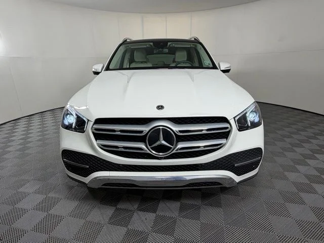 Used 2022 White Mercedes-Benz GLE 350 image 2