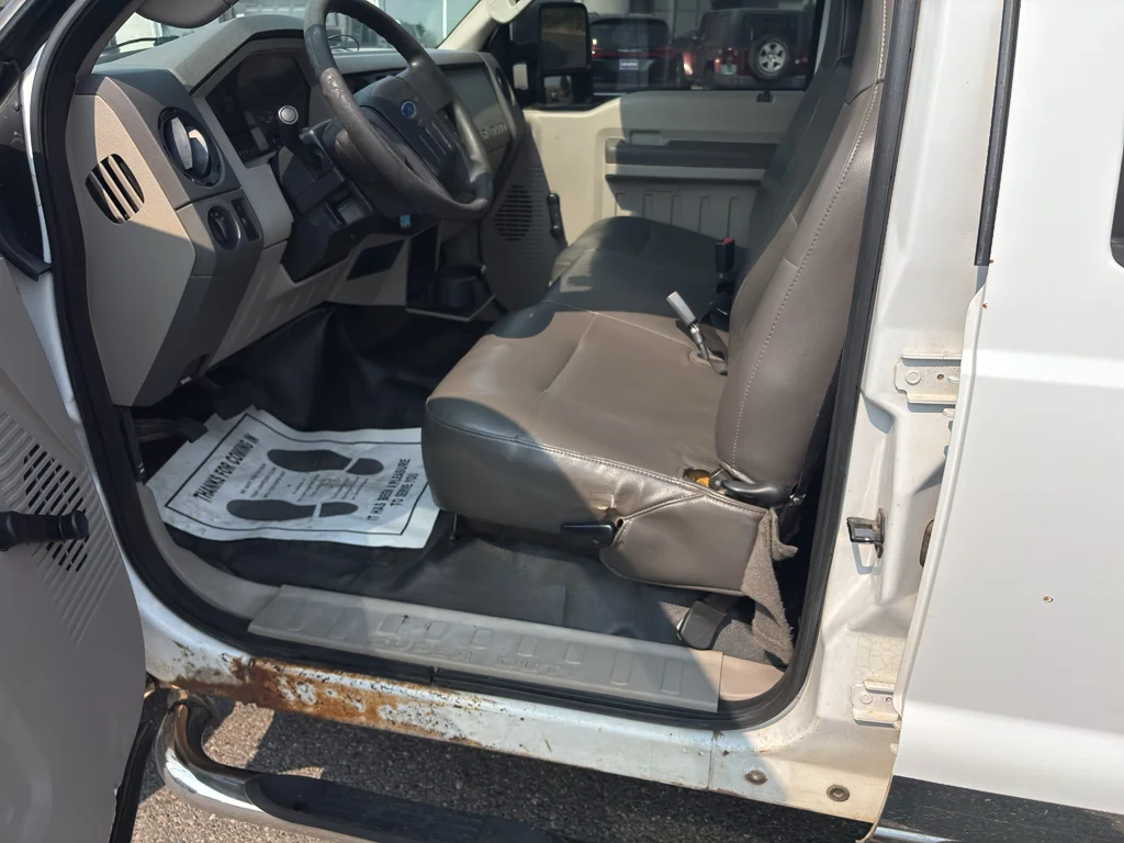 Used 2009 Oxford White Clearcoat Ford XLT image 11