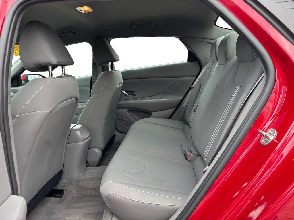 Used 2021 Red Hyundai SEL image 10