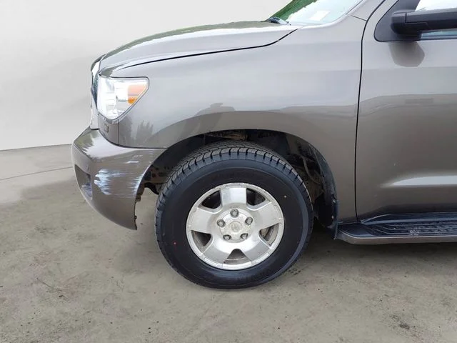 Used 2013 Pyrite Mica Toyota Limited image 14