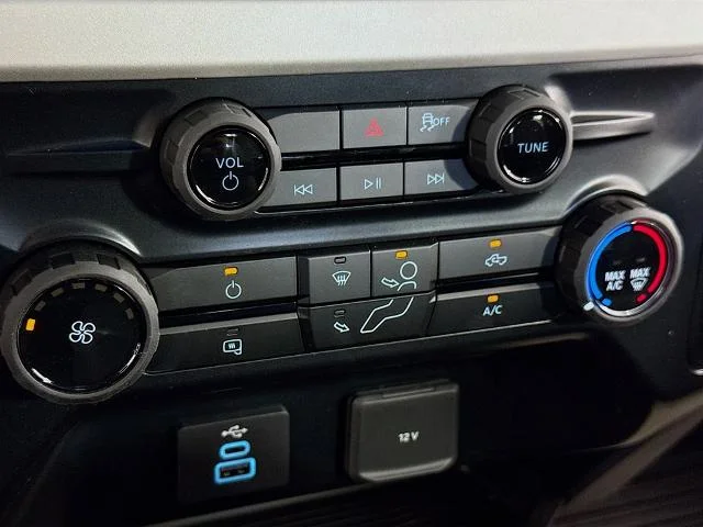 New 2026 Oxford White Ford F-250® XL image 44