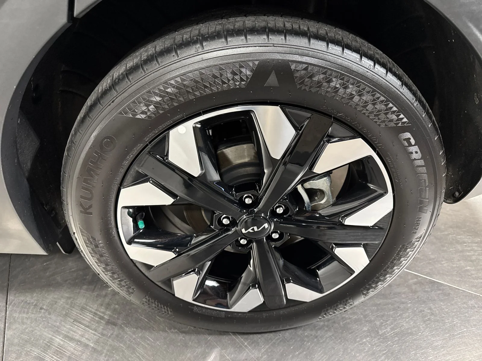 Used 2023 Ebony Black Kia X-Line image 12