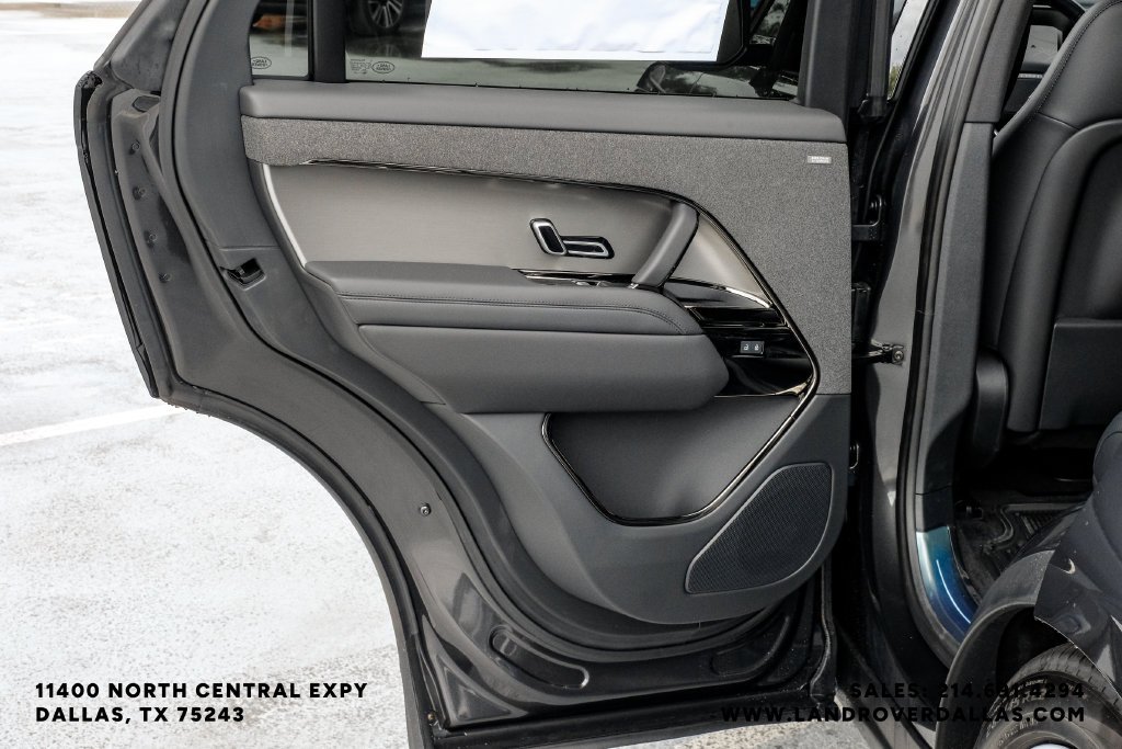 New 2026 Carpathian Gray Land Rover SE image 49
