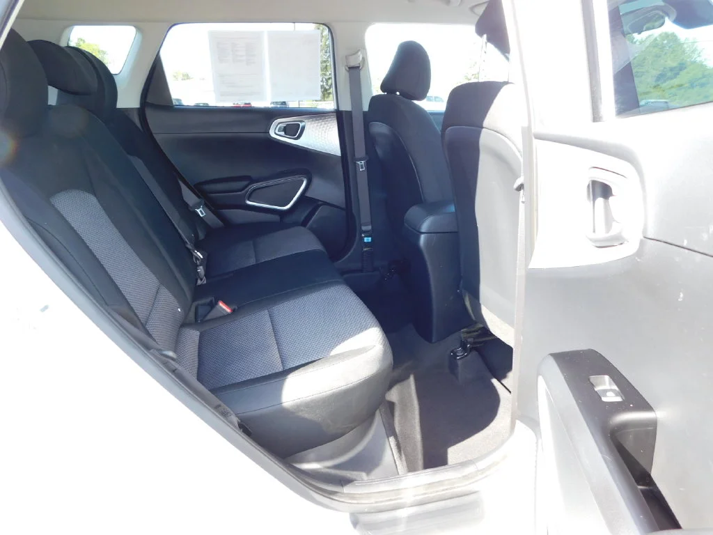 Used 2025 White Kia LX image 19