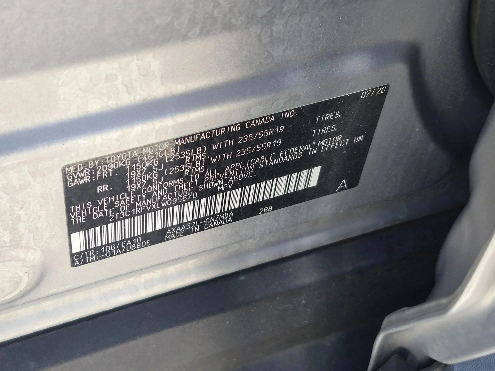 Used 2020 Silver Sky Metallic Toyota XLE Premium image 23