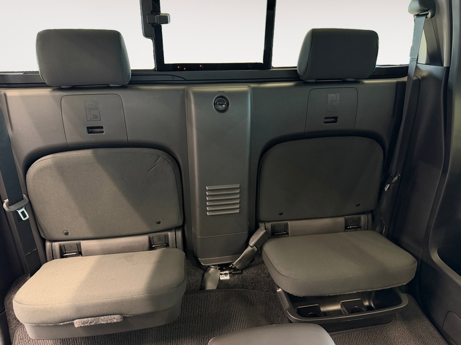 New 2026 Glacier White Nissan S image 26