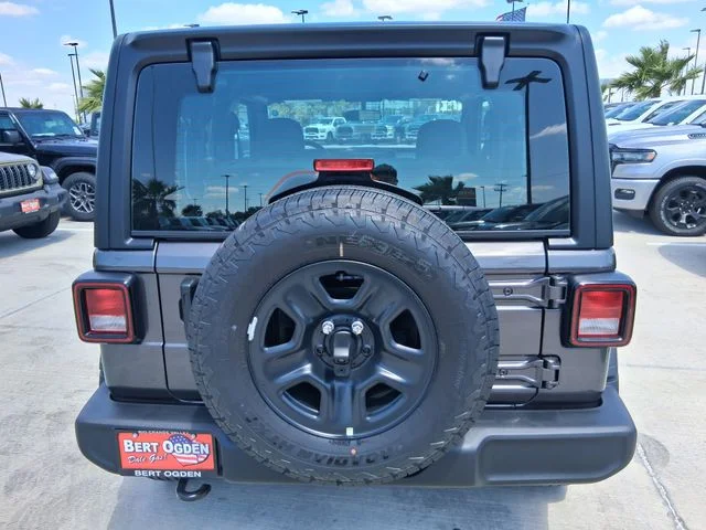 New 2026 Granite Crystal Metallic Clear-Coat Exterior Paint Jeep Sport image 6