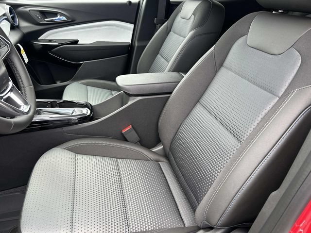 2026 Chevrolet Trax LT - Photo 18