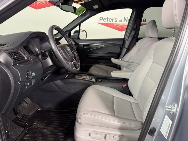 2023 Honda Passport EX-L - Photo 14