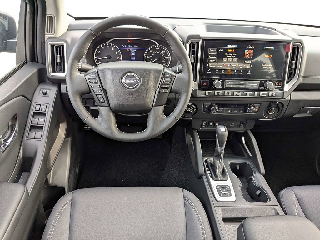 New 2026 Super Black Nissan Crew Cab SV image 10