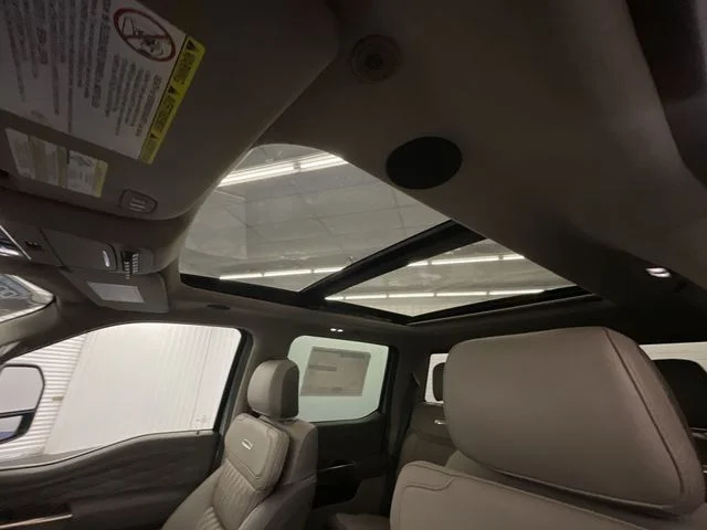 New 2026 Glacier Gray Metallic Tri-Coat Ford F-350® Platinum® image 22