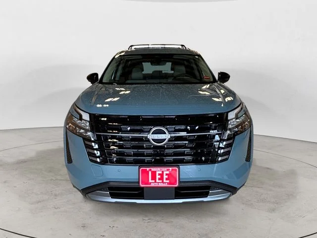 New 2026 Green Nissan SL image 8