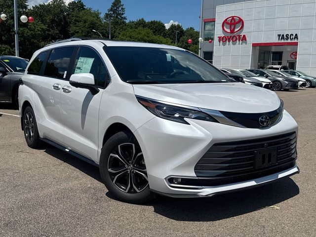 2026 Toyota Sienna Platinum