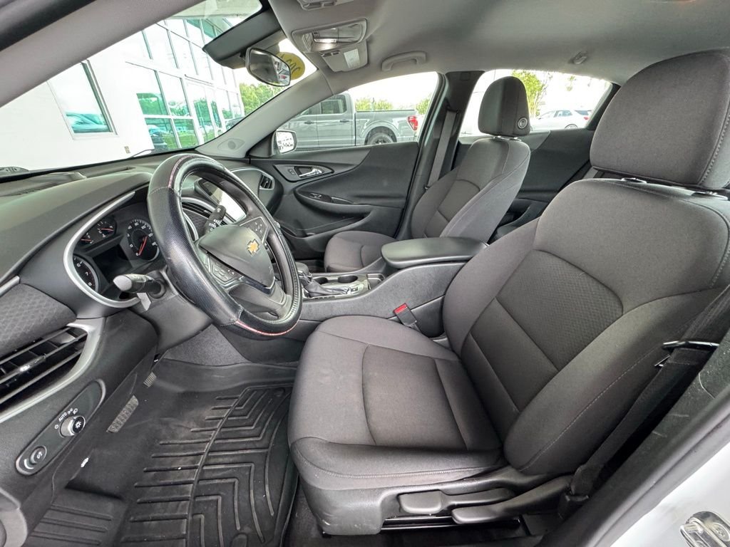 Used 2023 White Chevrolet LS image 12