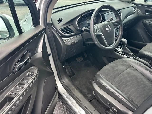 Used 2022 Silver Buick Preferred image 14
