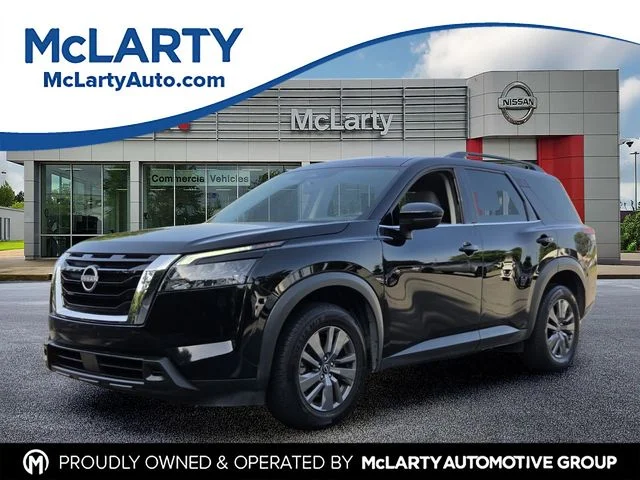 2024 Nissan Pathfinder SV 2WD's photo