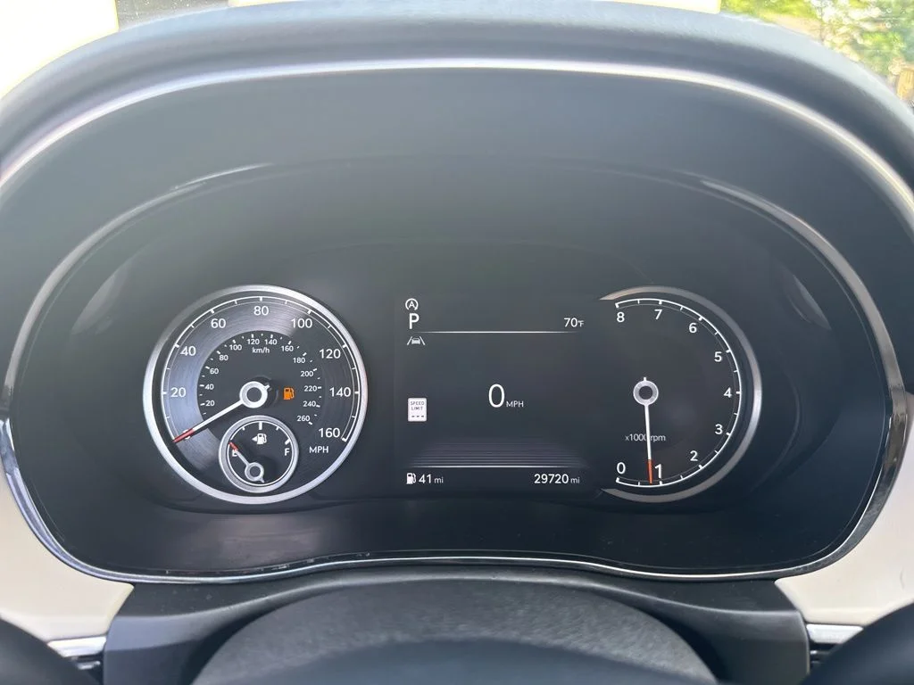Used 2024 Capri Blue Genesis 2.5T image 21