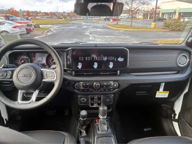 2026 Jeep Wrangler 4-Door Willys - Photo 12
