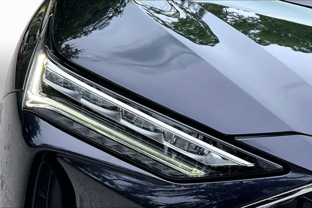 Used 2024 Black Acura Technology image 28