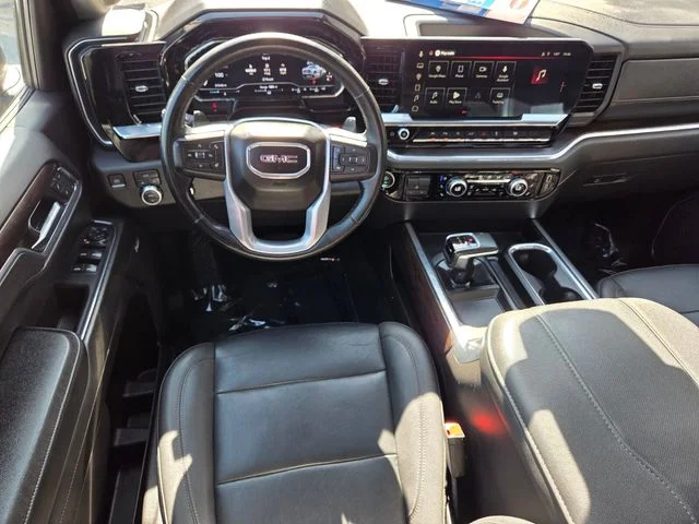Used 2024 Silver GMC SLT Premium Plus image 10