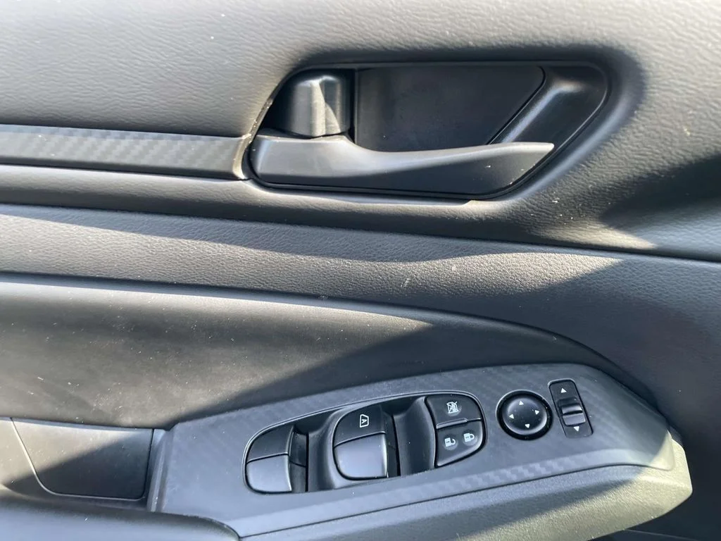 Used 2025 Gray Nissan S FWD image 18