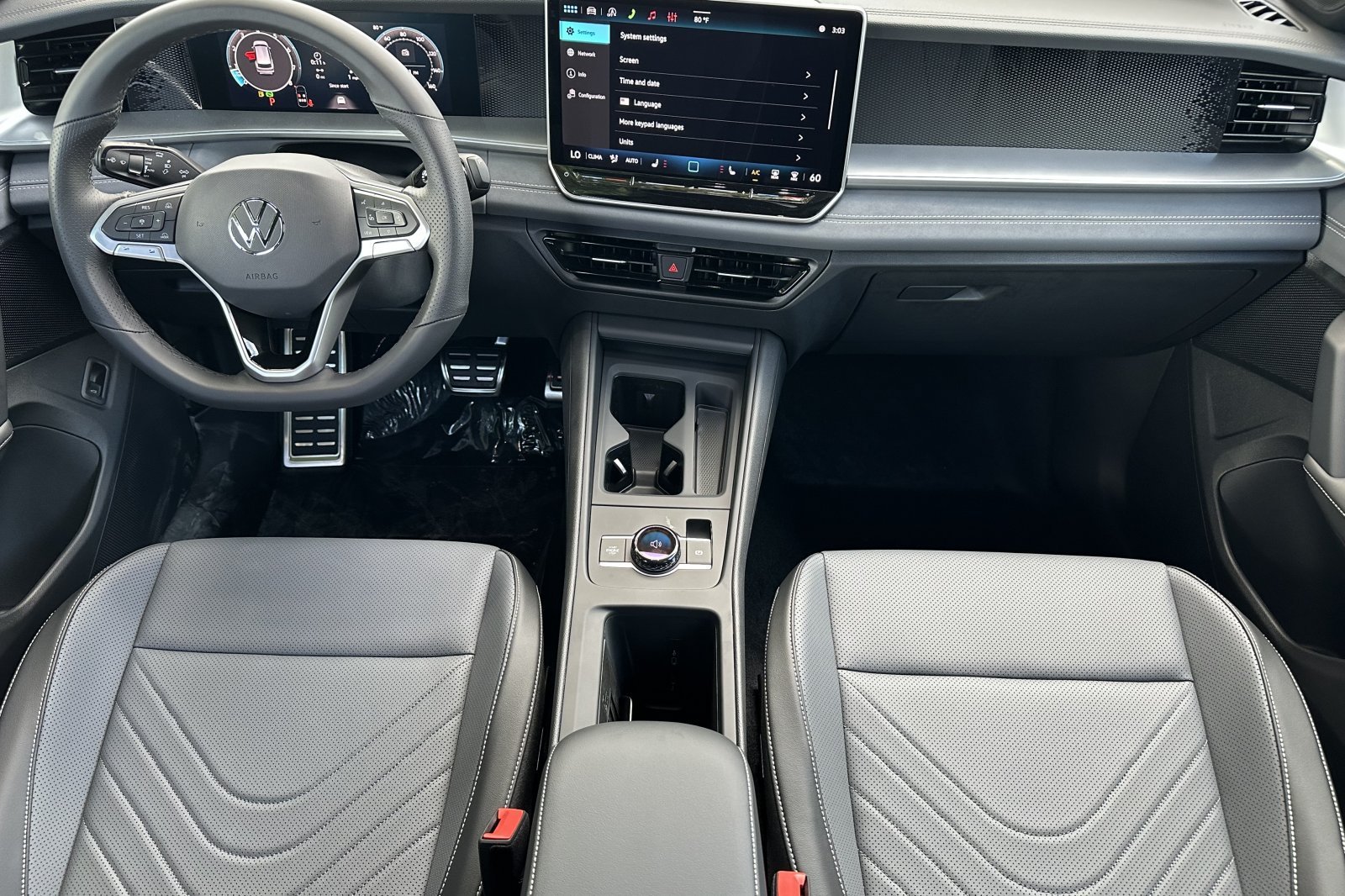 New 2026 Opal White w/Deep Black Roof Volkswagen SE R-Line Black image 13