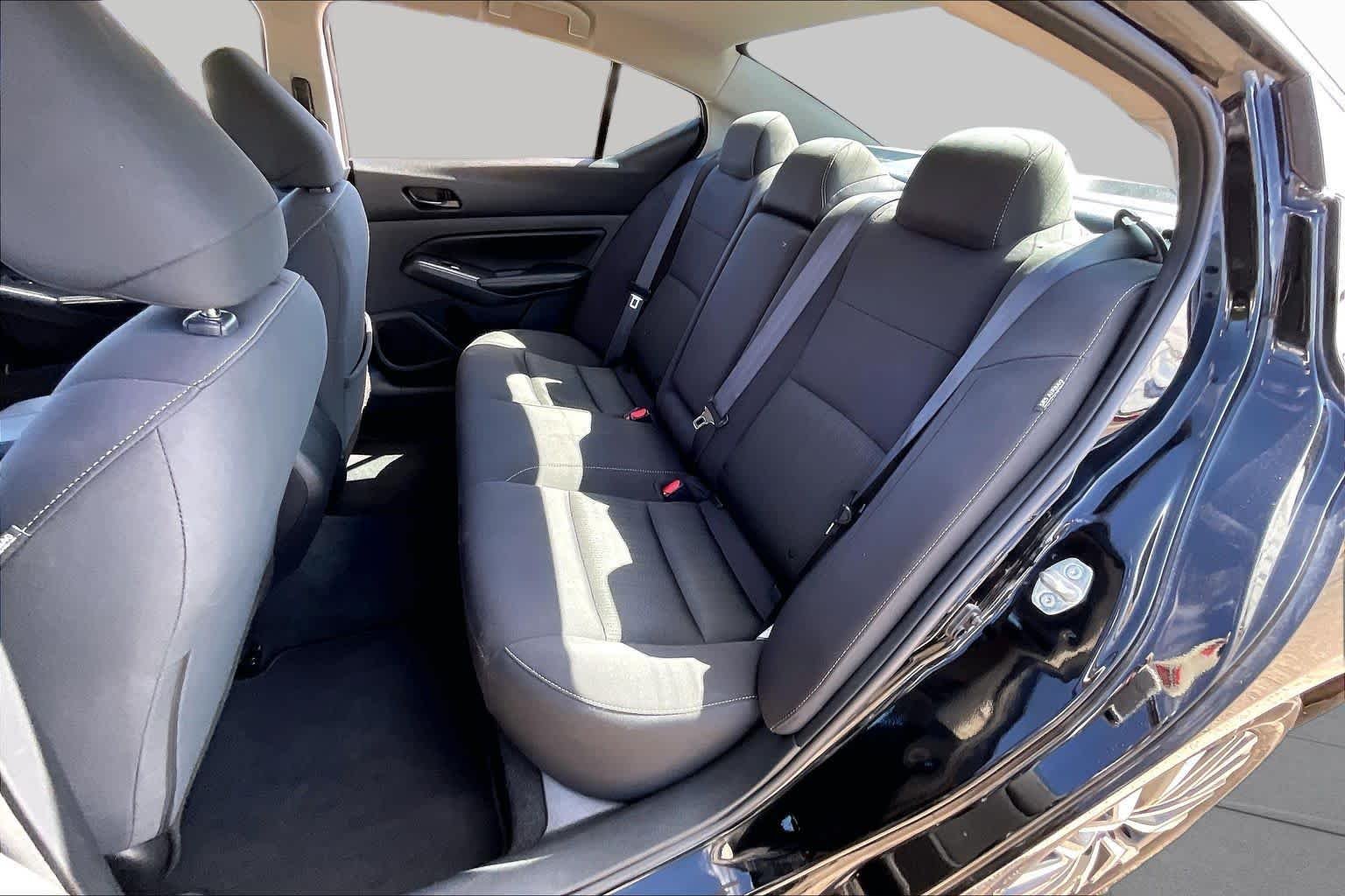 Used 2025 Super Black Nissan SV image 19