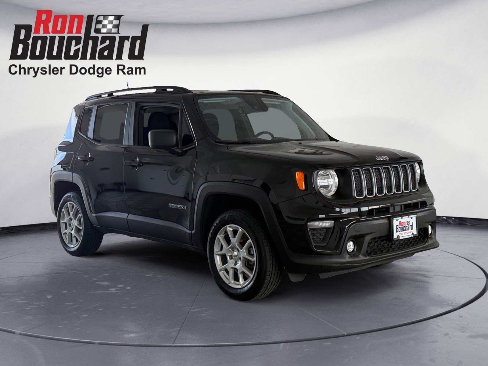 Certified Used 2023 Black Clearcoat Jeep Latitude image 1