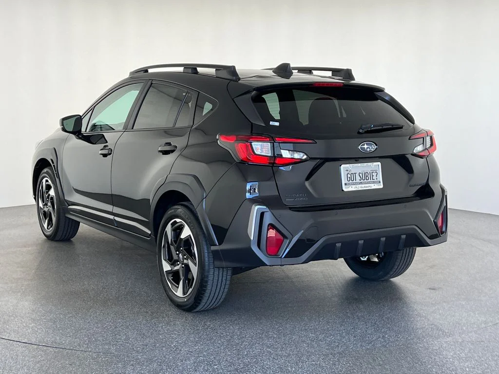 New 2026 CRYSTAL BLACK SILICA Subaru Limited image 7