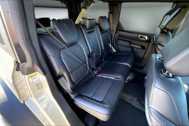 New 2025 Desert Sand Ford Badlands® image 10