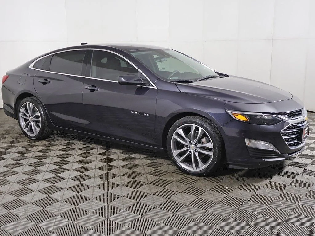 Used 2023 Gray Chevrolet LT image 11