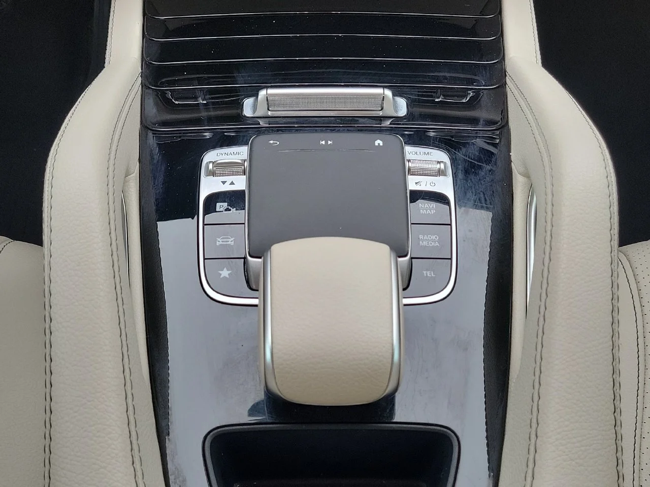 Used 2020 White Mercedes-Benz GLE 350 image 19