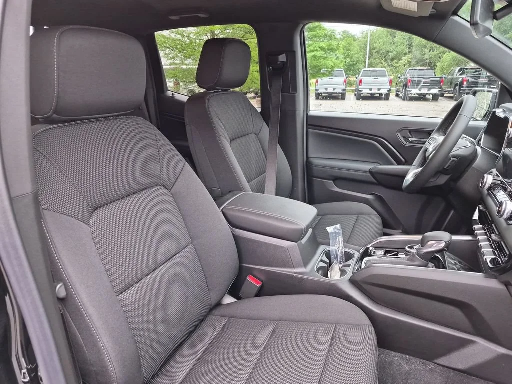 New 2026 Onyx Black GMC Elevation image 42