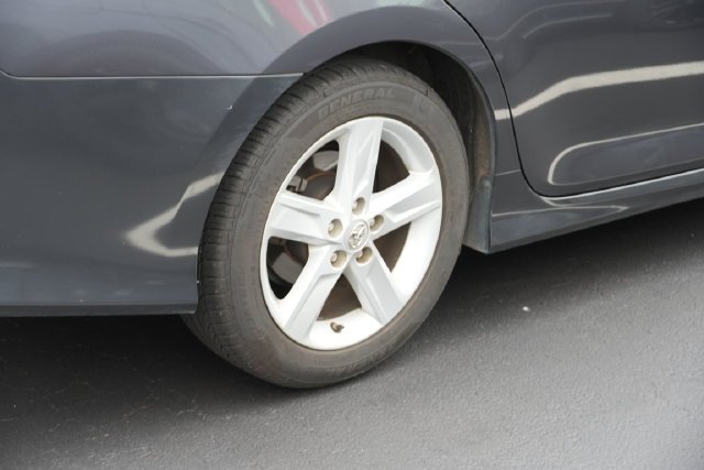Used 2012 Gray Toyota SE image 22