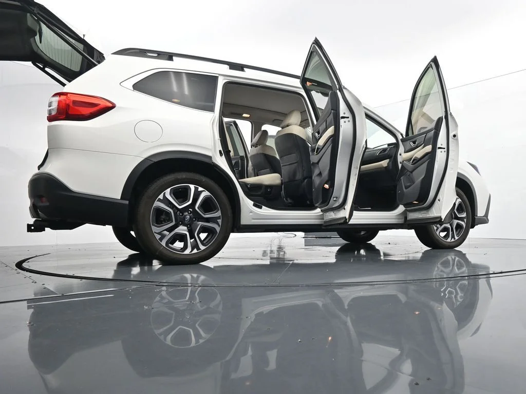 Used 2023 White Subaru Limited image 40