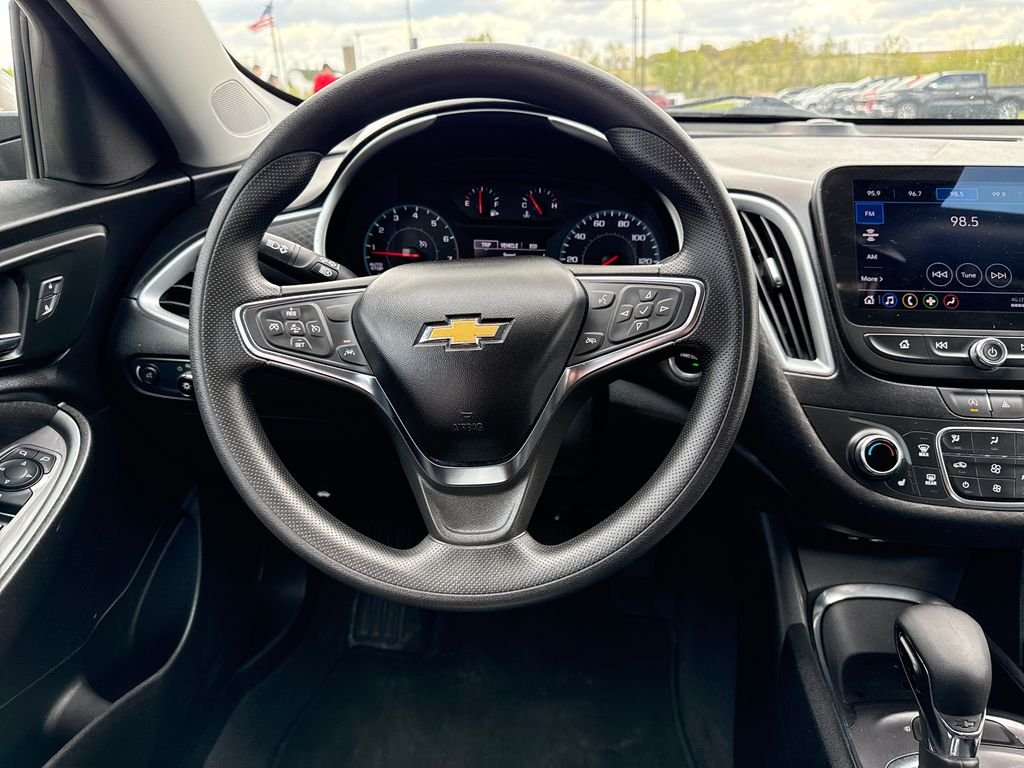 Used 2023 Gray Chevrolet LT image 12