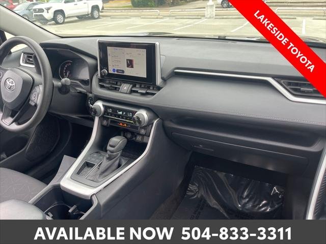 Certified Used 2025 MAGNETIC GRAY MET. Toyota  image 17