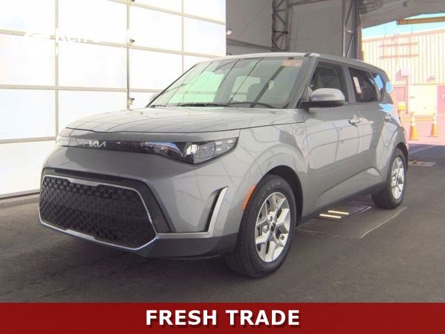 2025 Kia Soul 2.0L LX IVT's photo