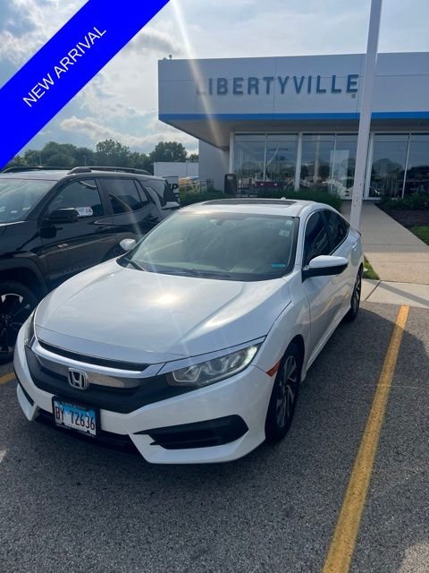 Used 2017 White Honda EX image 1