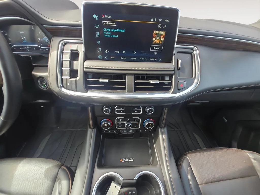 Used 2024 Black Chevrolet High Country image 14