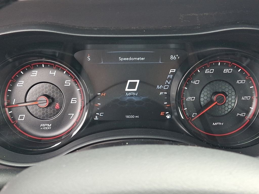 Used 2023  Dodge SXT image 24