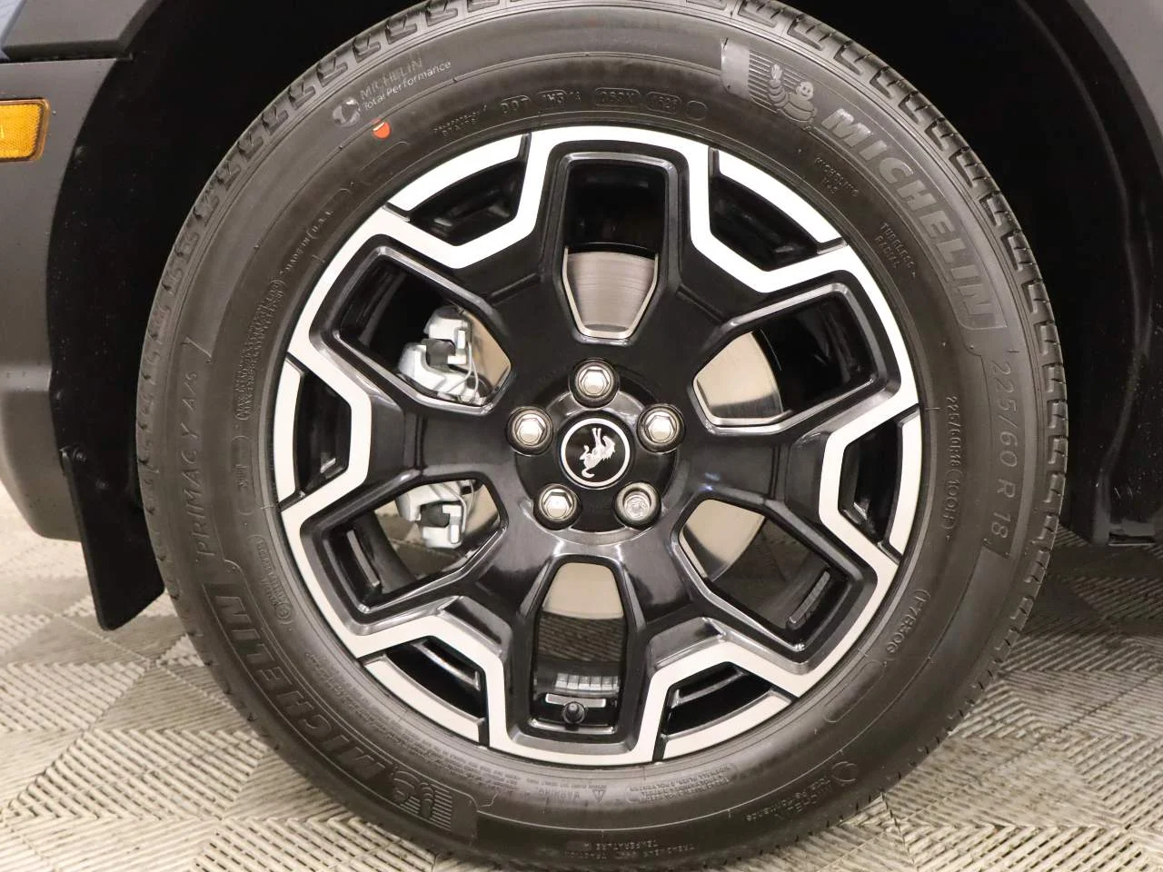 New 2026 Azure Gray Metallic Tri-Coat Ford Outer Banks® image 6