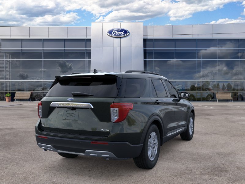 New 2024 Forged Green Metallic Ford XLT image 8