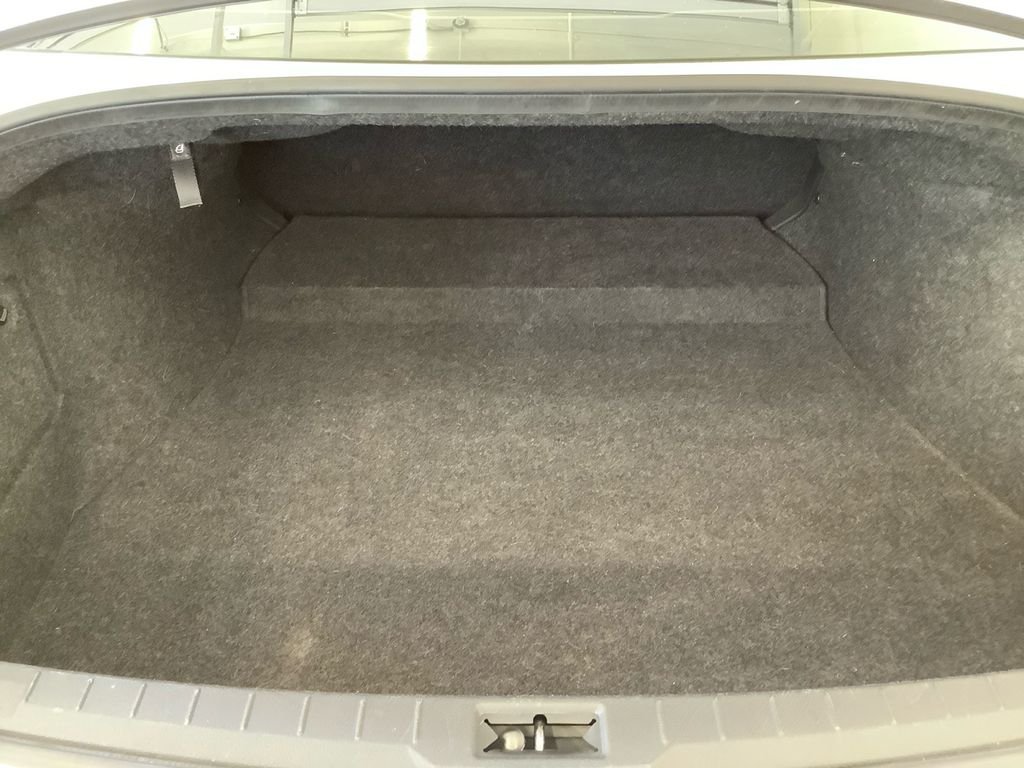 Used 2019 White INFINITI 3.0t LUXE image 30