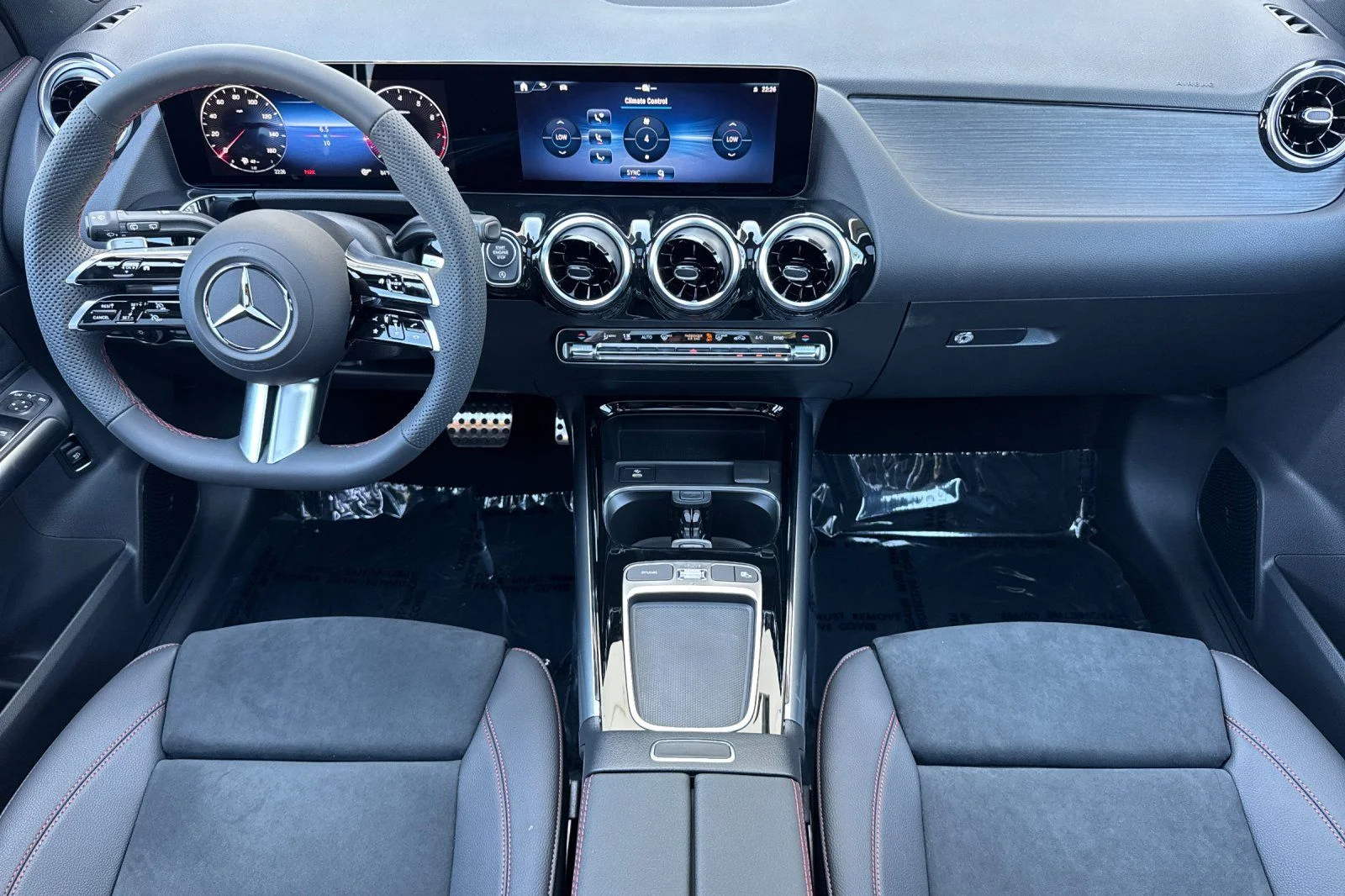 New 2026 Black Mercedes-Benz GLA 250 image 11