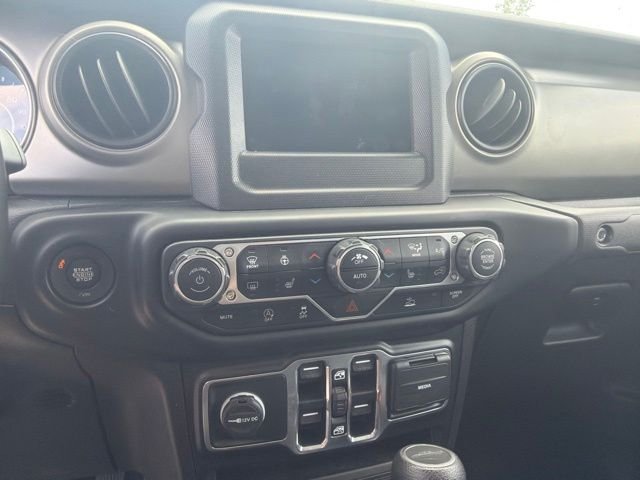 Used 2020 Hydro Blue Pearlcoat Jeep Sport image 6