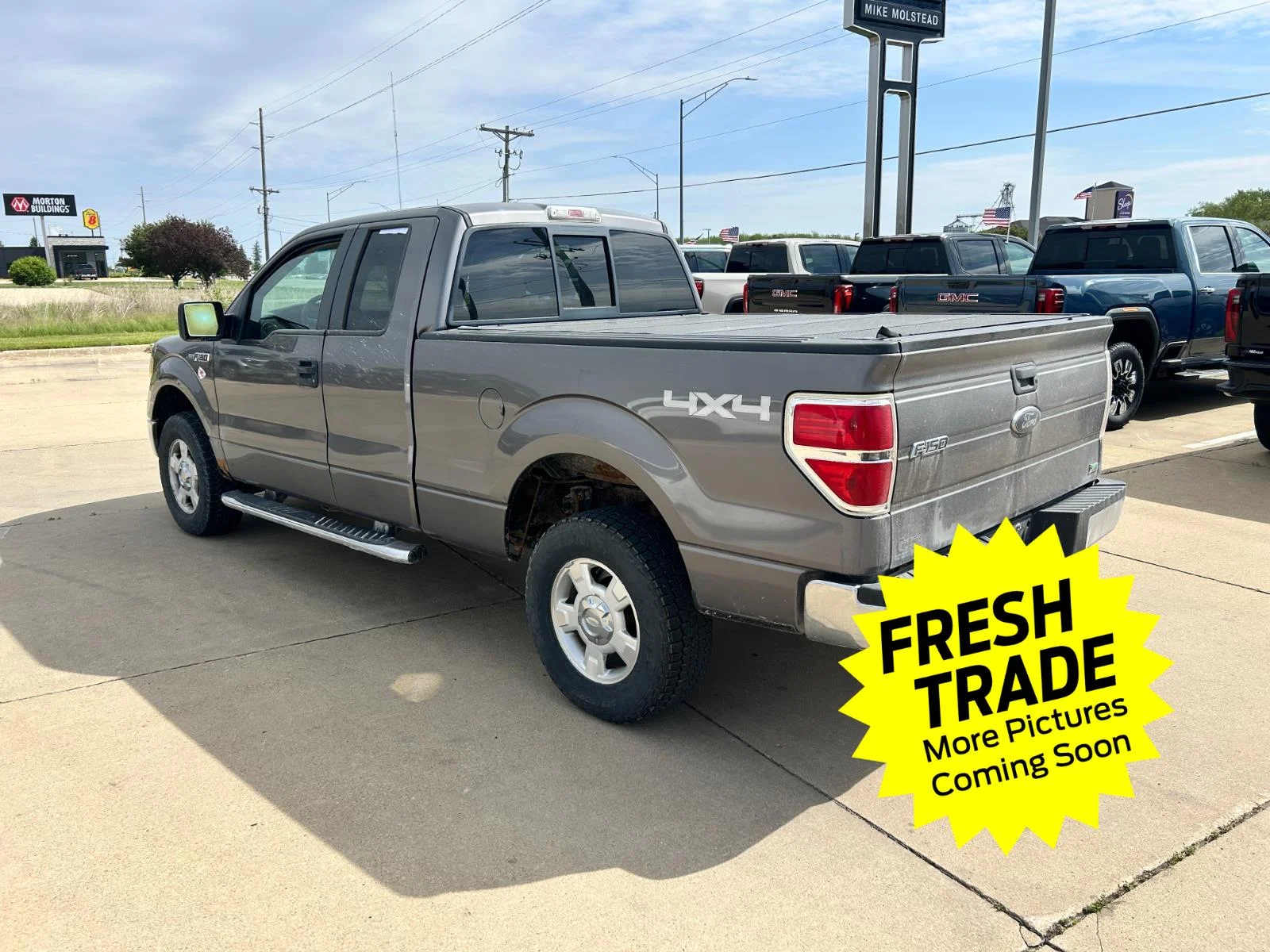 Used 2010 Royal Red Metallic Ford Lariat image 11