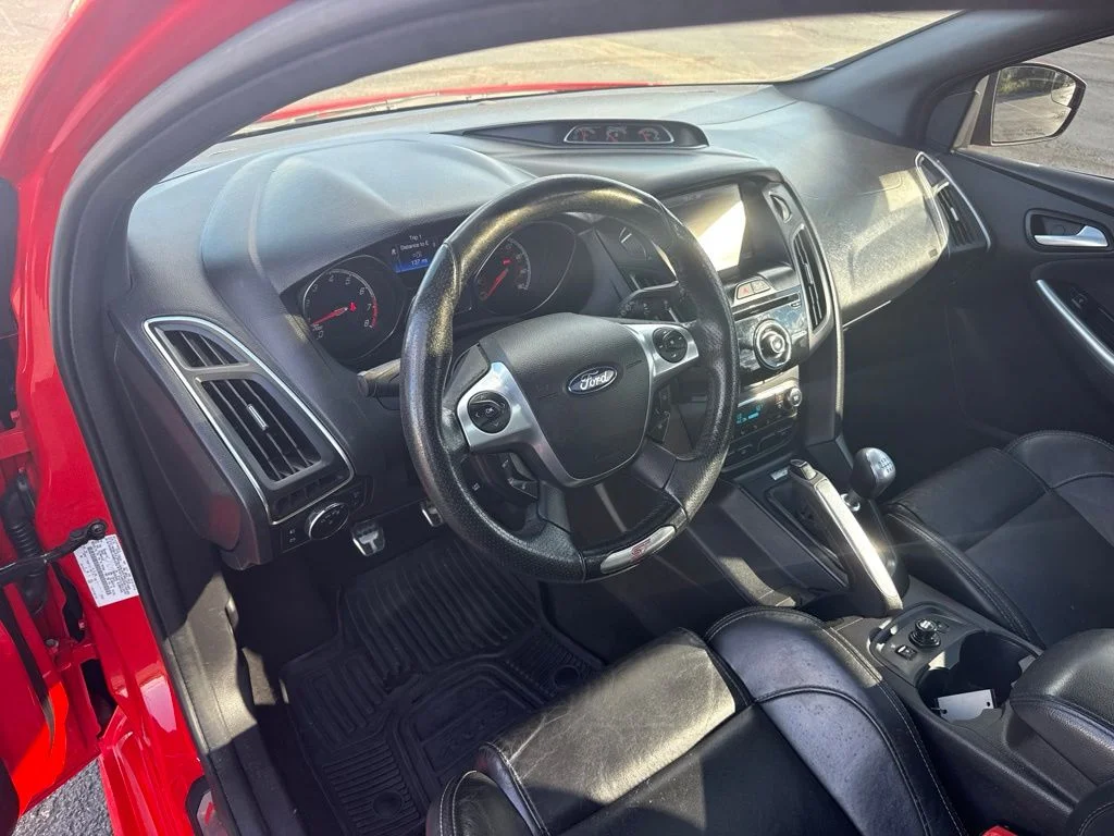 Used 2013 Red Ford ST image 11