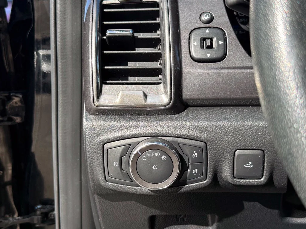 Used 2019 Black Ford Lariat image 14