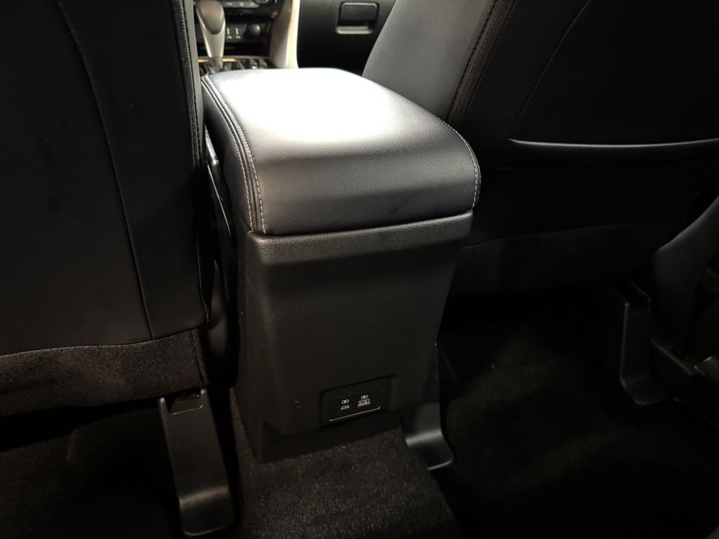 Used 2024 Blue Mitsubishi SE image 26